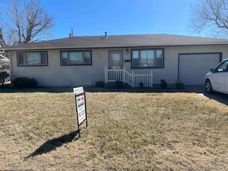 5951 Hemlock Dr, Great Bend, KS 67530