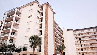 650 N Atlantic Ave Unit 109, Cocoa Beach, FL 32931