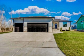 5885 N Saint Paul Ct, Wichita, KS 67204