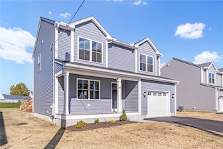 83 Pine Crest Dr, East Providence, RI 02915