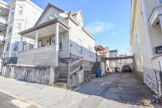 77-79 Bunkerhill St, Lawrence, MA 01841