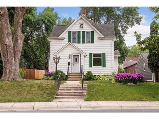 104 1st St SE, New Prague, MN 56071