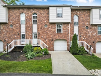714 Carters Grove Dr Unit 11B, Gibsonia, PA 15044
