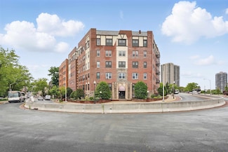 7435 Blvd E Unit B2, North Bergen, NJ 07047