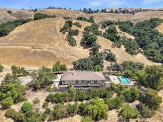 17101 Kruse Ranch Ln, Morgan Hill, CA 95037