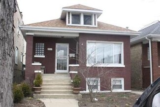 3247 N Kildare Ave, Chicago, IL 60641