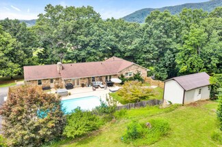 121 Monty Rd, Boones Mill, VA 24065