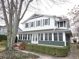 6592 E Waco Dr, Syracuse, IN 46567