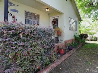3990 Howard Ave, Clearlake, CA 95422