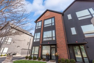 7771 Van Buren St Unit 15, Forest Park, IL 60130