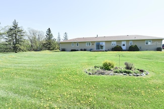 13946 151st St NE, Thief River Falls, MN 56701