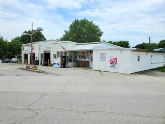 1019 Main St, Pleasanton, KS 66075