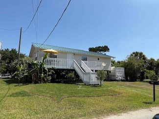 83 Gulf Breeze Dr, Crawfordville, FL 32327