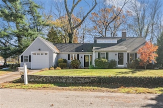 6 Black Creek Ln, Warwick, RI 02888