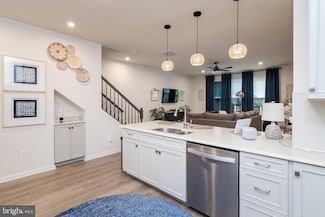 7808 Union Hill Dr, Severn, MD 21076