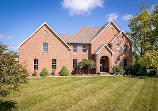 9004 Hidden Hills Dr, Centerville, IN 47330