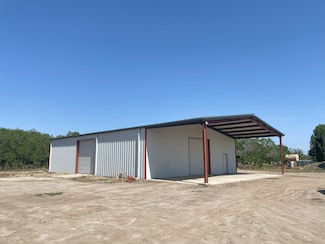 5080 16th Ave, Hanford, CA 93230
