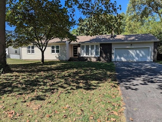 2133 S Link Ave, Springfield, MO 65804