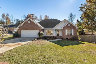 81 Poplar Dr, Hattiesburg, MS 39402