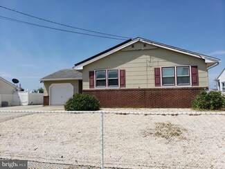 16 S Boston Dr, Little Egg Harbor Township, NJ 08087