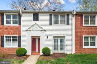 2829 S Wakefield St Unit B, Arlington, VA 22206