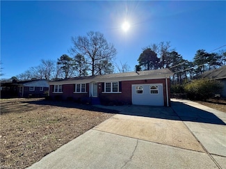 4237 Woodland Dr, Chesapeake, VA 23321