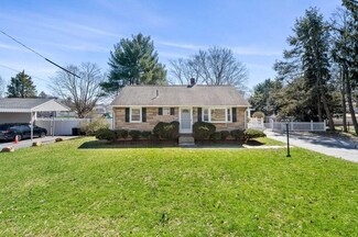353 Salem St, Woburn, MA 01801