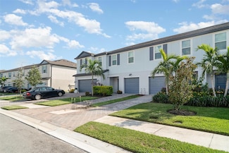 5519 Tripoli Dr, Palmetto, FL 34221