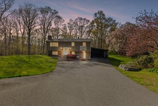 710 Sharps Lot Rd, Swansea, MA 02777