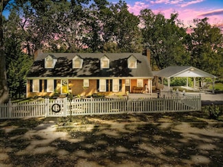 406 Overlook Ln, Radford, VA 24141