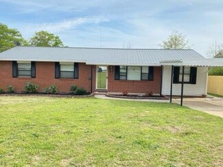 6032 Cordova Rd, Columbus, GA 31907