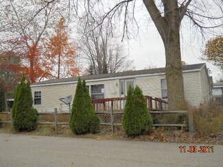33558 1st St, Eau Claire, MI 49111