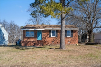 400 Lake Ave, Colonial Heights, VA 23834