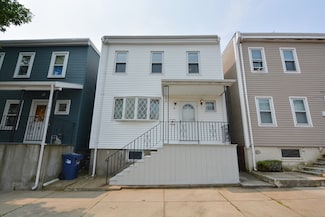 31 Wordsworth St, Boston, MA 02128
