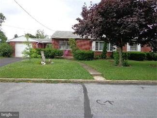 319 Fry Ave, Robesonia, PA 19551