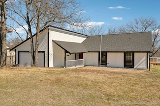 9435 S 33rd Ave W, Tulsa, OK 74132