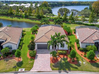6884 Willowshire Way, Bradenton, FL 34212