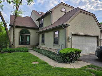 121 Chatsworth Cir, Schaumburg, IL 60194