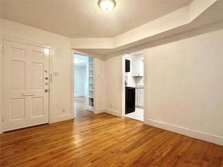 912 W 22 1 2 St Unit H, Austin, TX 78705