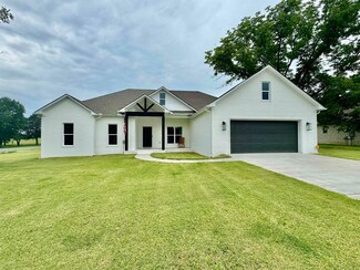 1 Bullet Davis Dr, Greenbrier, AR 72058