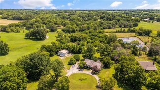 1613 N Madison St, Raymore, MO 64083