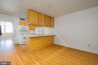 1100 Vine St Unit 415, Philadelphia, PA 19107