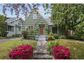 5643 N Burrage Ave, Portland, OR 97217