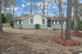 905 Flintrock Cir, Alabaster, AL 35007