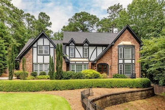 7765 Dunvegan Close, Atlanta, GA 30350