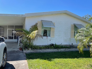 15494 Royal Coach Cir, North Fort Myers, FL 33917