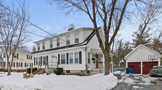 21 Edwards St, Portland, ME 04102