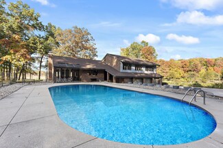 25148 Kenneth Ave, Edwardsburg, MI 49112