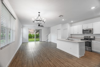 211 SE Woodbark St, Port Saint Lucie, FL 34984