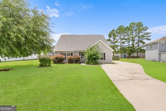 35 Oscar Ct, Ellabell, GA 31308